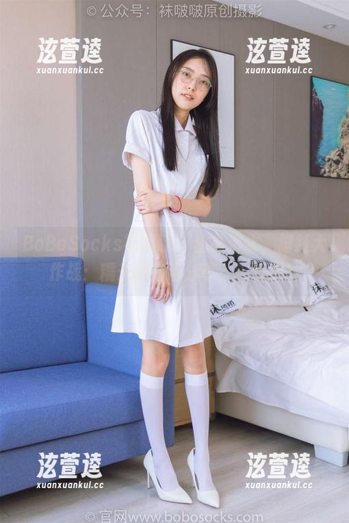 BoBoSocks袜啵啵 - 丝袜淋水，脚趾大作战：糯米的高清分享，够过瘾！
