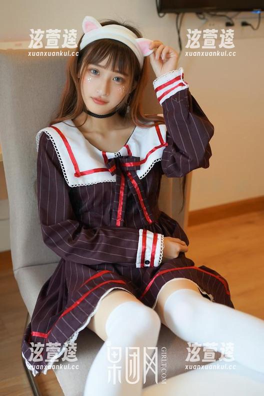 GIRLT果团网-王语纯 GIRLT果团网 - 王语纯泳装图集更新,水波荡漾中我目不转睛
