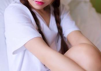 GIRLT果团网 – 原图欣赏,白裙与陈雅漫,竟让我瞥见了一角颓废的柔软。