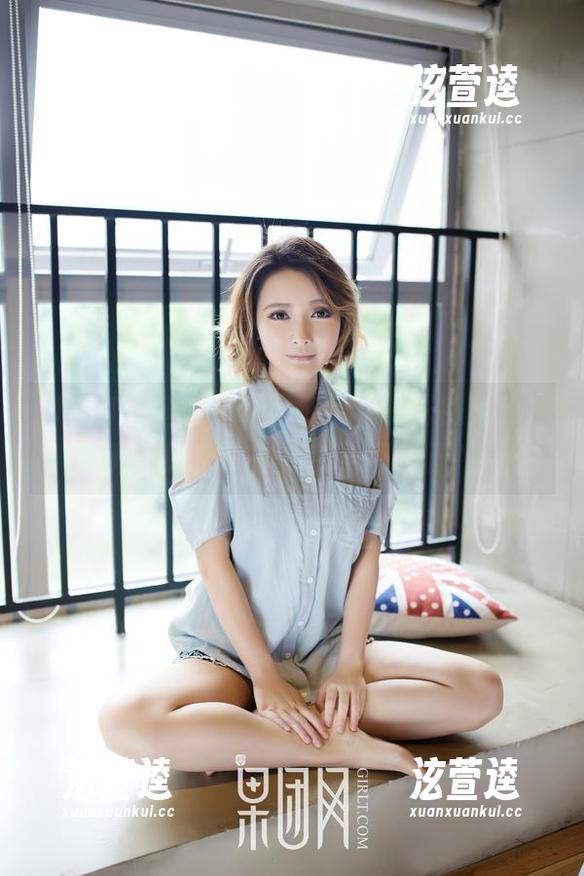 GIRLT果团网-陈雅漫 GIRLT果团网 - 像瑜伽教练一样的身姿,陈雅漫的美腿福利了解一下?