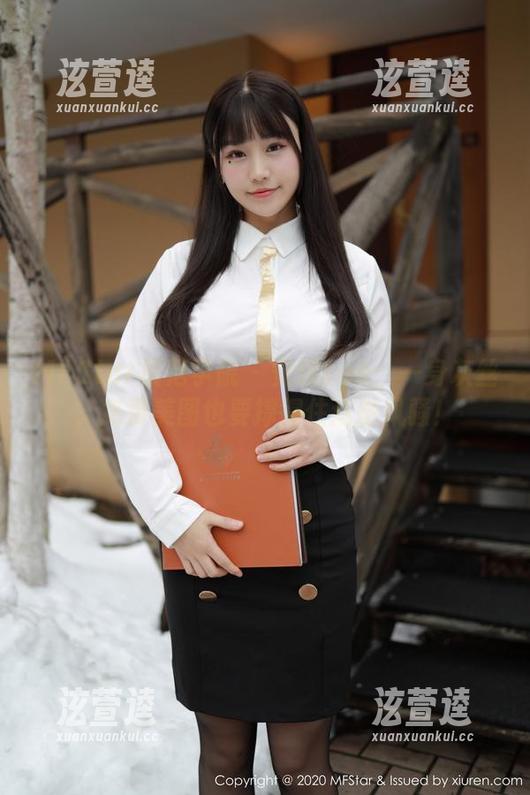 MFStar模范学院-安琪Yee MFStar模范学院 - 安琪Yee:一身灰丝,免费美图也要撑得住这份风骚!