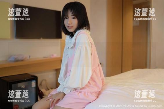 MFStar模范学院-甜筒晓彤 MFStar模范学院 - 图片里的甜筒晓彤,定制了un-believable的剧情,尖酸刻薄说说她吧。