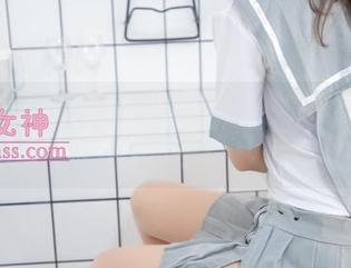 MSLASS梦丝女神 – 寒霜私房图集:主播之外的另一面,别说我没提醒你!