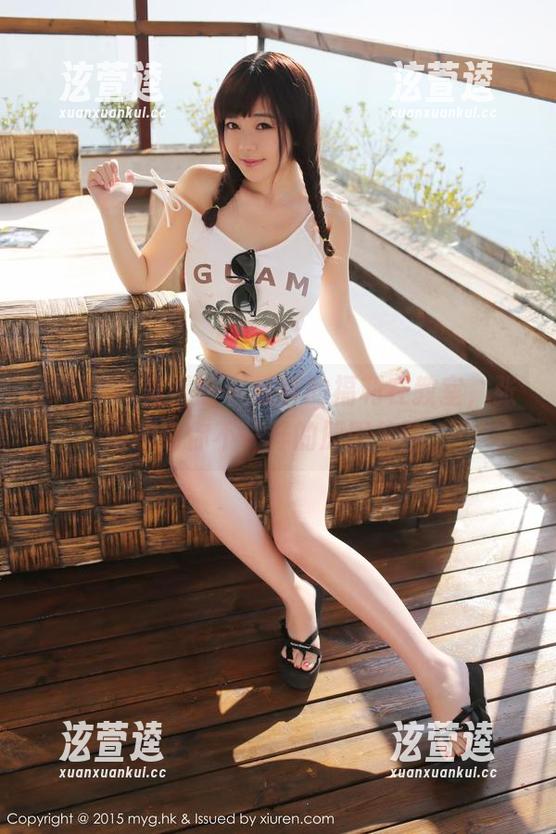 MyGirl美媛馆 - 懂事的福利在教室，张雨萌给你不一样的原图体验。