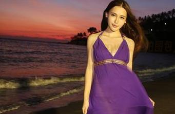 MyGirl美媛馆 – 呜呜，悠悠酱yoyoyo的私拍图包，性感内衣成就出又一种微妙的张力。
