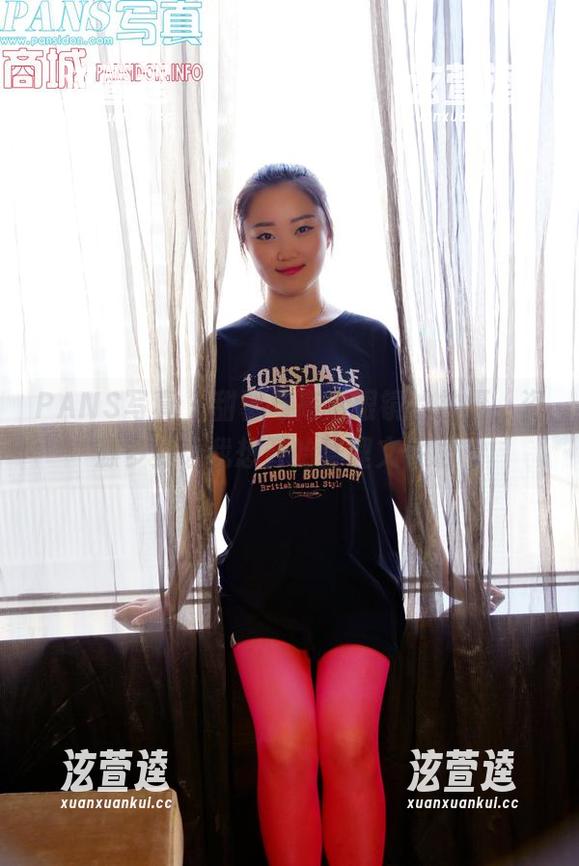 PANS写真-甜馨 PANS写真 - 甜馨与高清眼镜的拍摄,资源多到让我想开始整理文件啦~