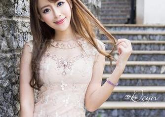 QingDouKe青豆客 – 拿着战姝羽Zina泳衣合集，这个夏天似乎就能变得清凉！