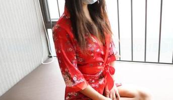 不只是制服，还是学妹的种种姿态——ROSI原图收藏