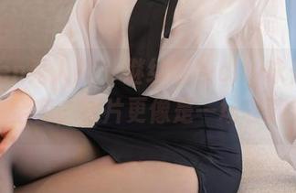 Xiuren秀人网 – 继续刷lucky咏丹姐的全套，图片更像是一场表演