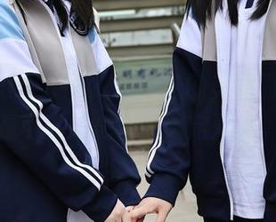 Xiuren秀人网 – 可可芝的美腿原图，倒是可以做成季节限定壁纸。
