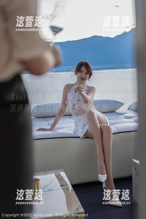 Xiuren秀人网-奶芙乔乔 Xiuren秀人网 - 最新写真集已上线!奶芙乔乔用她的女神范儿把我打败,只好默默舔伤口。
