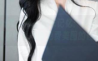 Xiuren秀人网 – 独家记忆:小尤奈夏天空气中的香气与免费美图的碰撞!