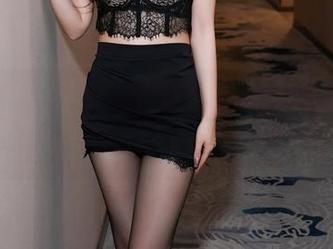 Xiuren秀人网 – 柚琪Rich的海边写真，满是妩媚，“分享”一下这份慵懒吧。