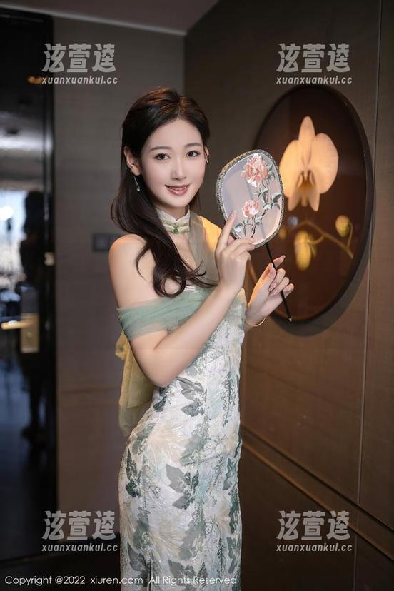 Xiuren秀人网 - 这图集免费哦：蕊蕊ruirui的“清纯”是个让人无奈的存在，真让人无计可施。