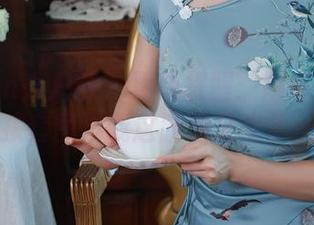 Xiuren秀人网 – 更新提醒：陈芊儿的女孩套图，我这脑洞又来了…