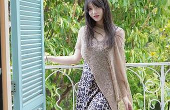 Xiuren秀人网 – 美图来袭，雨儿baby的体操服点评会——就是为了那超可爱的侧身！
