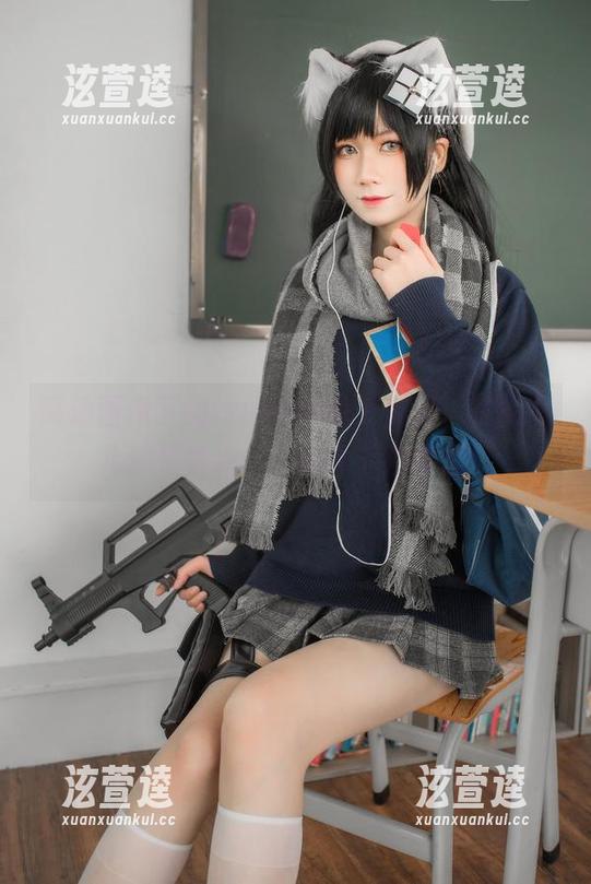 izumi泉桃子 高清画像下的izumi泉桃子美足,走到哪儿都是焦点,一定得下载留念!