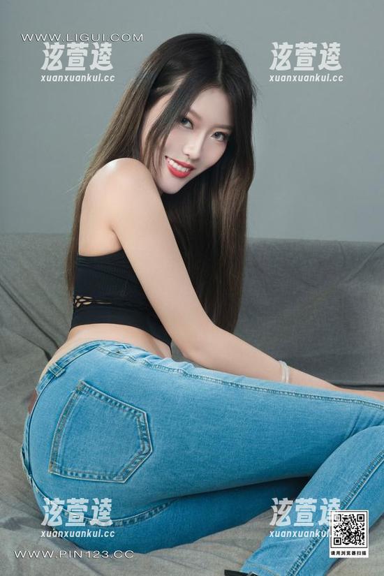丽柜 - 尔尔的写真，长腿资源真是夺人眼球，真有意思！