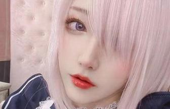 金发芭比与啾小妍Deer，高清作品集里藏着哪些小心机？
