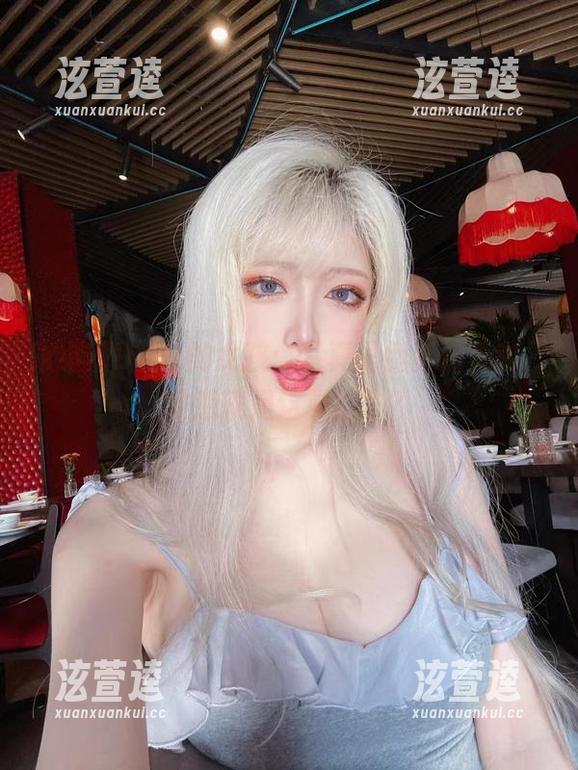 啾小妍Deer 啾小妍Deer的女孩:写真里倒影的真实,难道就是这样的吗?