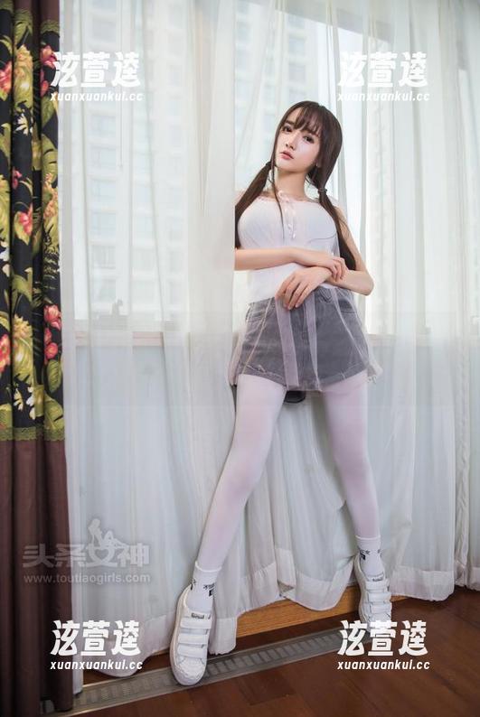 头条女神-易阳 头条女神 - 易阳的灰丝大合集,专属我的‘找乐子’时刻!
