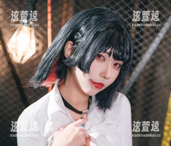 小空sora 小空sora特供,高清写真《利米艾拉》,身姿自然得让人想多看几眼。