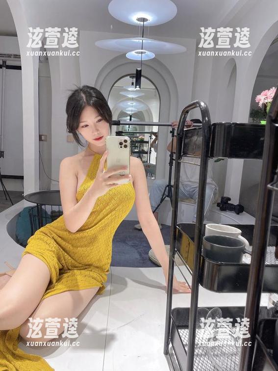 抖娘利世 抖娘利世的油亮时刻:网盘里藏的不只是图片哦,快去下载吧!