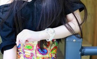 推女神 – 繁忙厨房中的流畅，绮里嘉的厨娘写真集分享，这样也太会卖弄了吧。