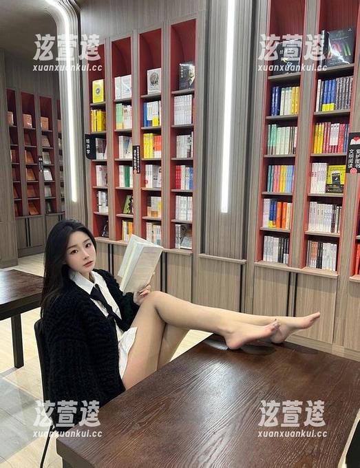 是小逗逗 微密圈 - 是小逗逗的全白私拍合集,低调却又闪闪发光咋回事!