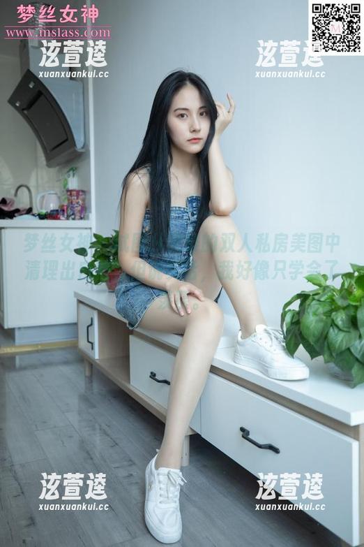梦丝女神-灵唯 梦丝女神 - 试图从灵唯的双人私房美图中清理出自信,但说实话,我好像只学会了羡慕。