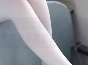 水手服和黑丝的完美结合,森萝财团这组全套写真有点过于撩人了吧?