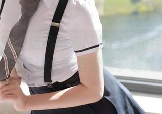 模范学院 – 这高清套图里的王雨纯“妹妹”，就是让人不自觉想多想几处。