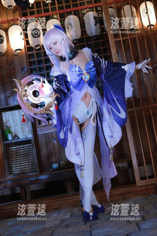 水淼aqua 水淼aqua真会玩,最新的原图中神里绫华又勾引了我的视线