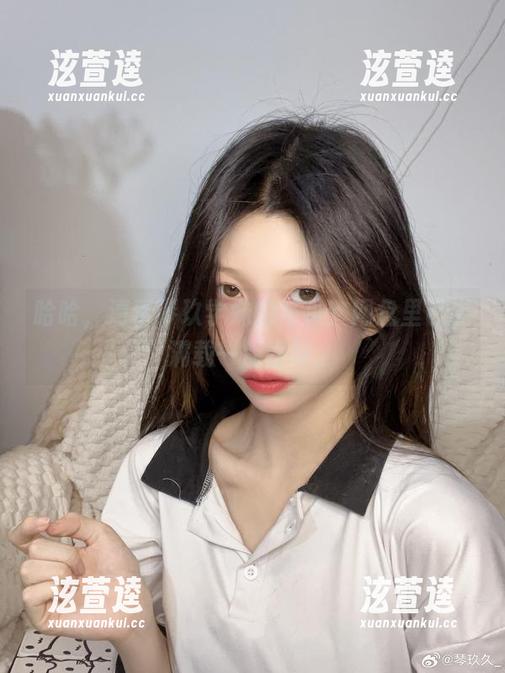 哈哈，清青琴玖学妹的写真，网盘里已经满载一船暧昧。
