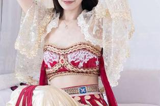 物恋传媒 – 只需一张嘉木的全套写真，难忘的人就会在你脑海里游荡！