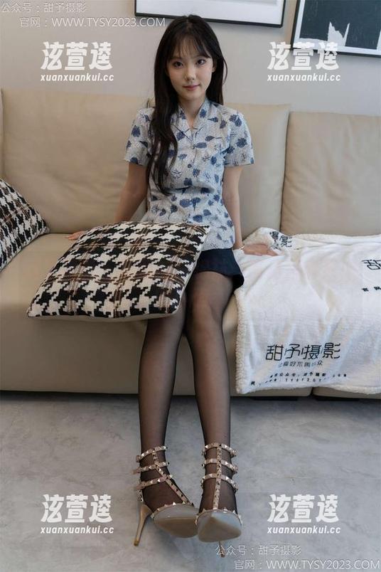 甜予摄影-双双 甜予摄影 - 双双的白棉袜:高清写真集中的小确幸
