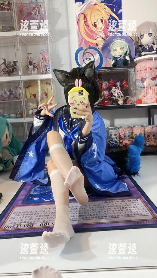 白栎Shirly 白栎Shirly的红裙:私房不是私房,原图全家福!