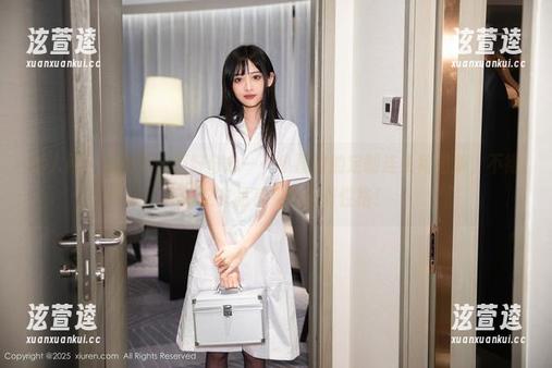 秀人网-小嘉敏 秀人网 - 松动了一点好奇心——小嘉敏的定制连衣裙图集,不得不赞这衣品其实也很有性格!
