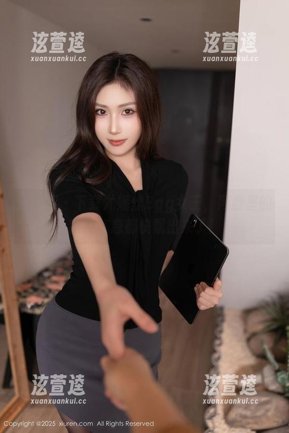 秀人网-尤妮丝Egg 秀人网 - 下载尤妮丝Egg女王,网盘里的高贵气息都快飘出来了!