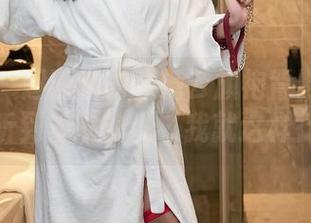 秀人网 – 超清晰的糖糖云旗袍背影:好像能听到她偷偷说‘我就这样行’