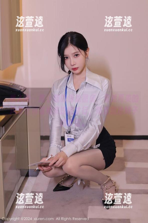 秀人网-陈小喵 秀人网 - 陈小喵的海边图库,果然再美的风景也得靠她来挖掘才行,简直想抢妹子的设置。