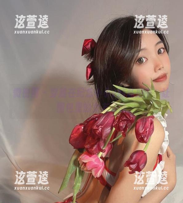 纪念小小v 微密圈 - 穿越在纪念小小v的私拍中,让图包里的女友成谜