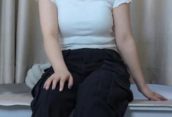 绮梦摄影 – 无圣光x露露：网袜下的超现实主义写真秀