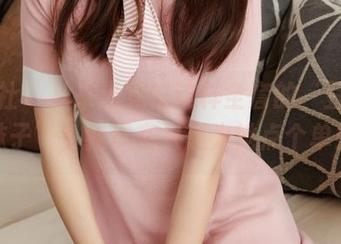 蜜桃社 – 从来没见过这样全套的‘豆瓣酱妹子’，我现在只想为她点个单！
