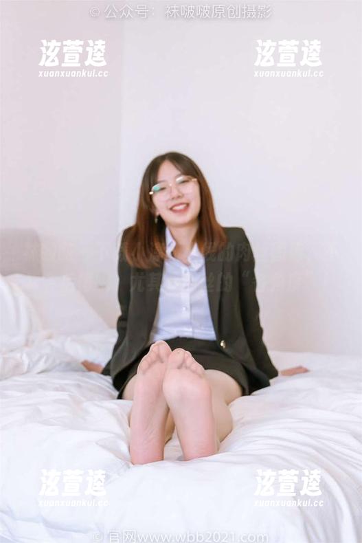 袜啵啵-小淳 袜啵啵 - 下载小淳新上线的肉丝图库,不看会后悔哦,尤其是肉丝的“各角度”!