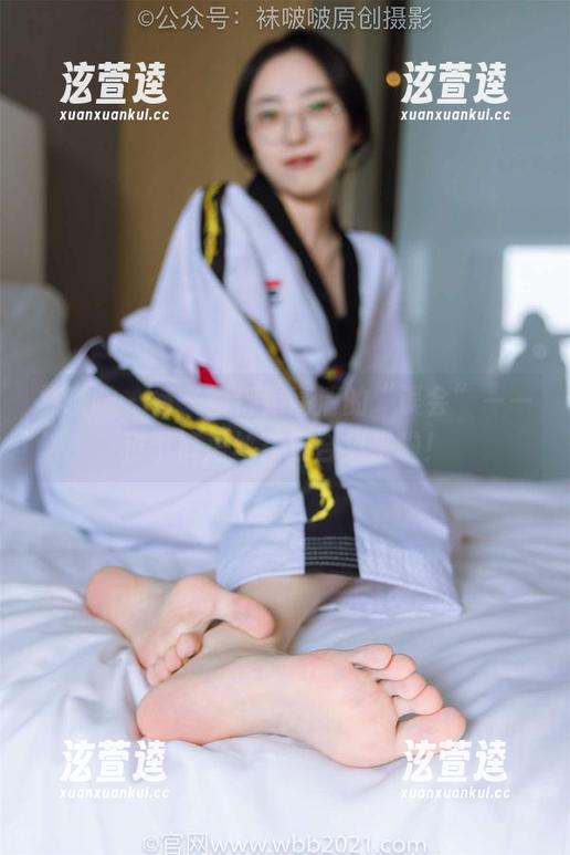 袜啵啵-稚予 袜啵啵 - 每一帧都是高清的“误会”——稚予裤里丝花絮合集来啦!
