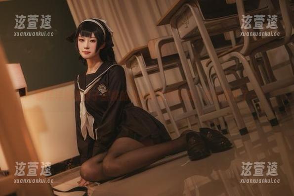 贞子蜜桃 懒洋洋地看贞子蜜桃的心心眼套图精选,时间停止了~