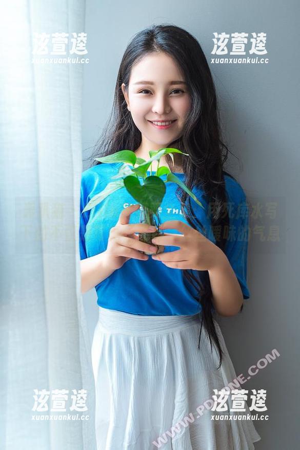 轰趴猫-Ellie艾栗栗 轰趴猫 - Ellie艾栗栗全集:用死库水写下的不仅是写真,还有一丝丝暧昧的气息