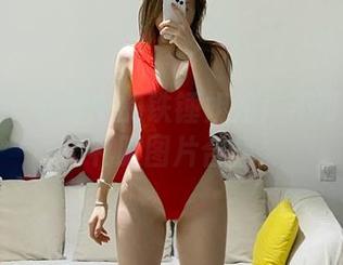 微密圈 – 光影中的铁锤姐姐：不可思议的礼服图片合集