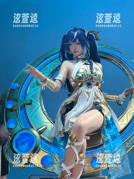 古早的花嫁遇上阿薰kaOri的cos，这融合也够大胆的。